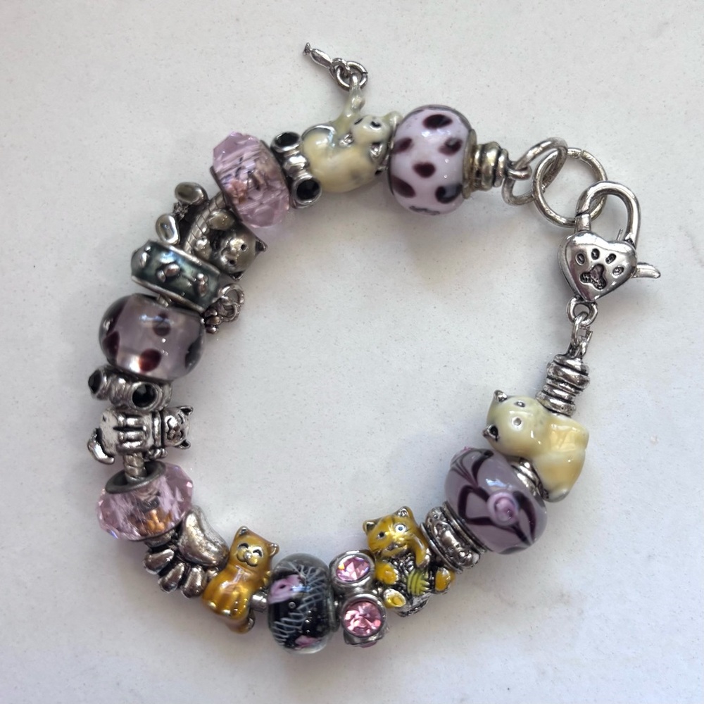 Cat Lover Silvertone 8" Charm Bracelet Beads Silver Cats and Spacers